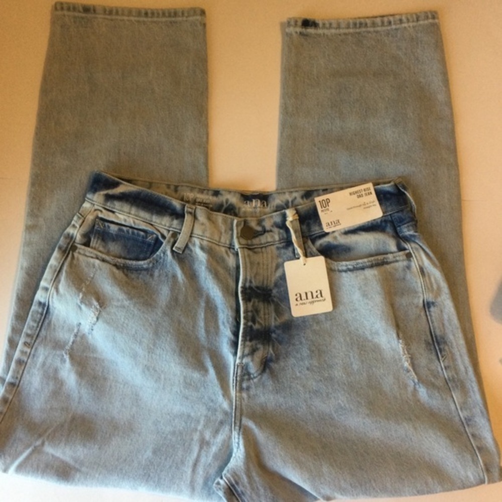 a.n.a. NWT Highest-Rise Dad Jeans Light Blue Womens Jeans Loose Size 10P
